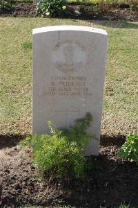 Ismailia War Memorial Cemetery - Prideaux, Ronald